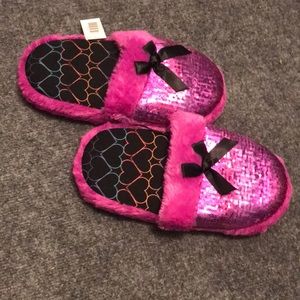 NWT Metallic Slippers